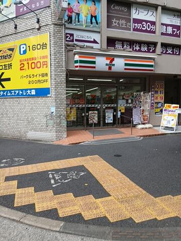 一階にはコンビニ