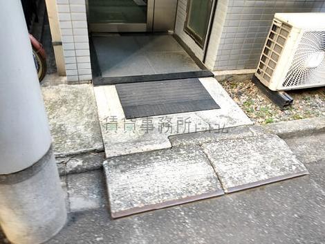 正面玄関