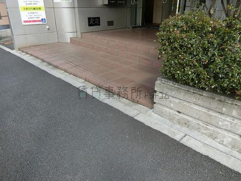 正面玄関