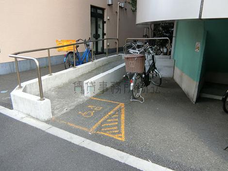 正面玄関