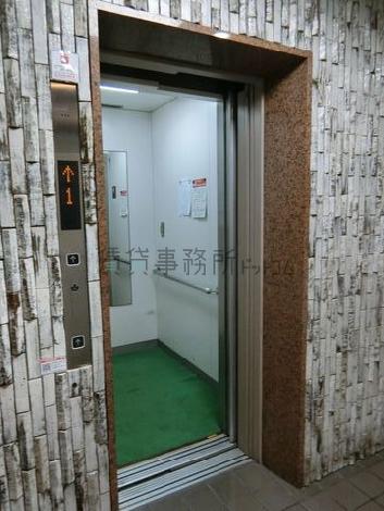 エレベーター