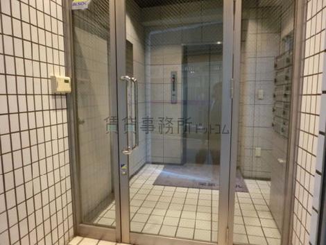 正面玄関