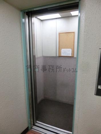 エレベーター