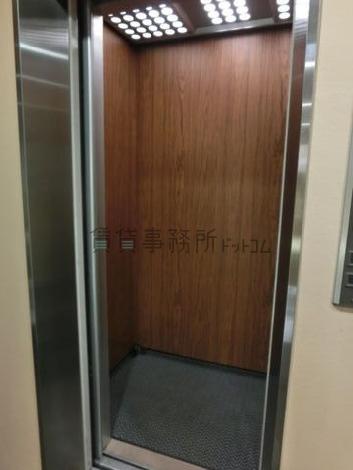 エレベーター