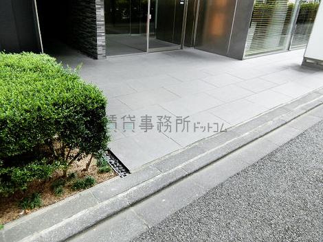 正面玄関