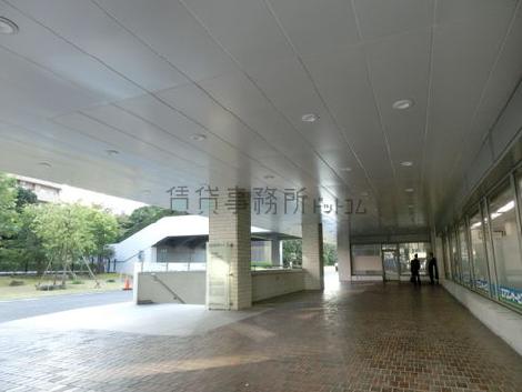 正面玄関