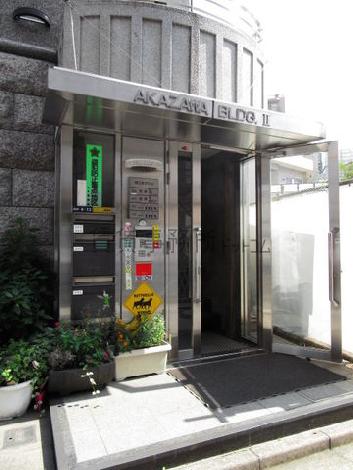 正面玄関