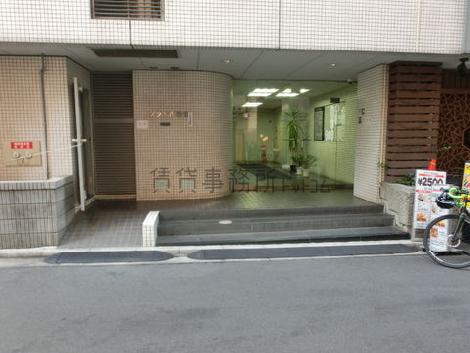 正面玄関