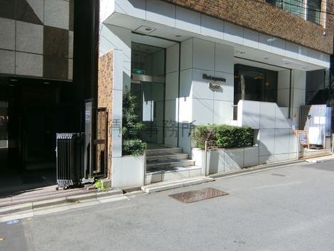 正面玄関