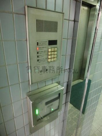 インターホンです