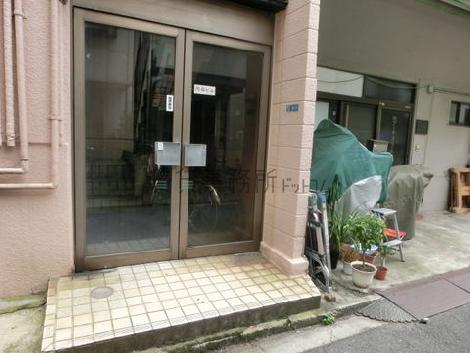 正面玄関
