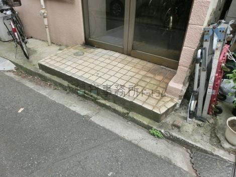 正面玄関