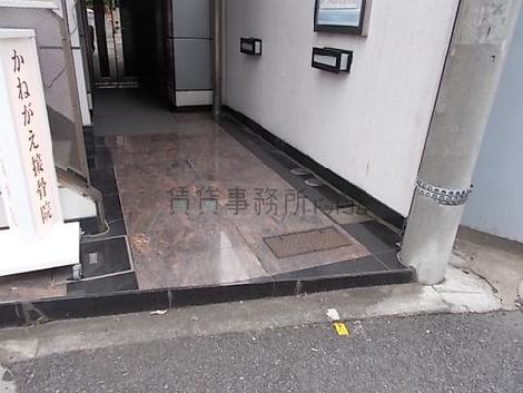 正面玄関