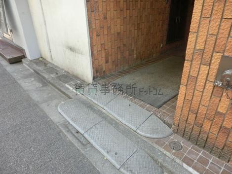正面玄関