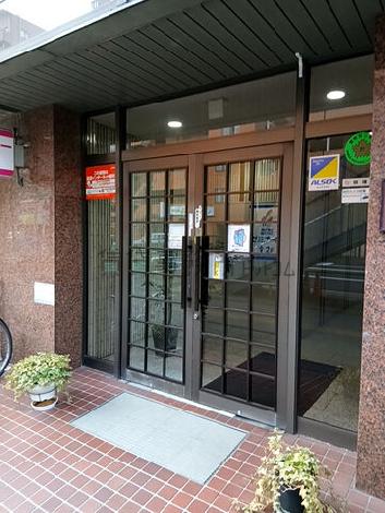 正面玄関