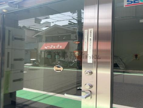正面玄関