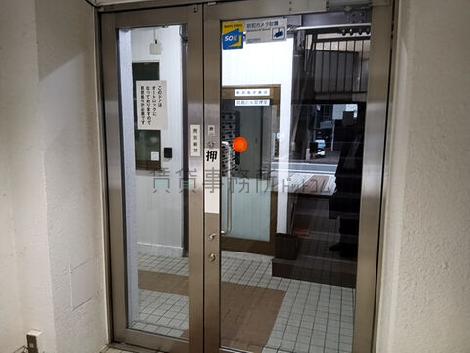 正面玄関