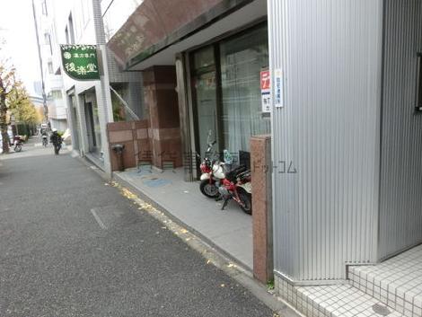 正面玄関