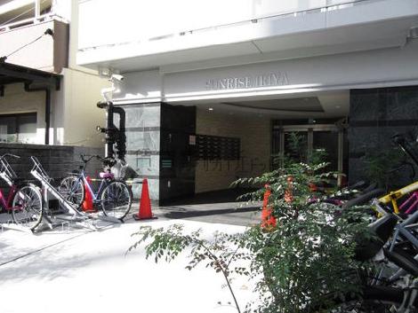 正面玄関