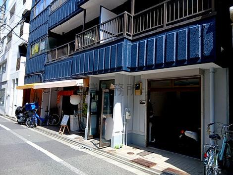 正面玄関