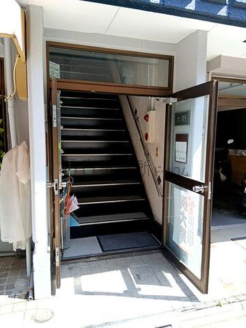 正面玄関