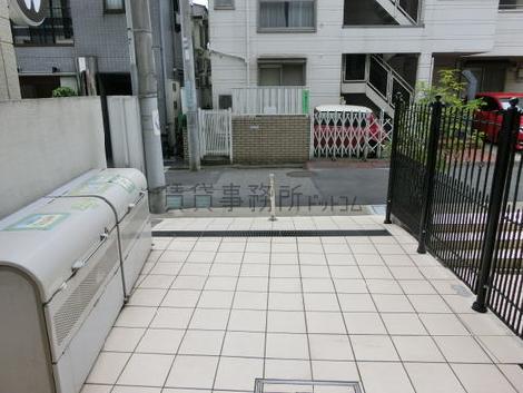 正面玄関