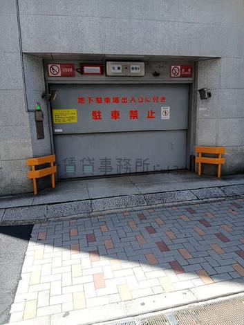 建物内立体駐車場