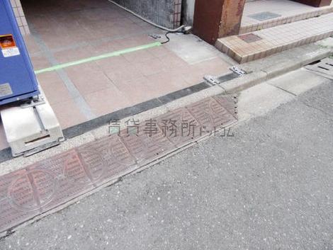 正面玄関
