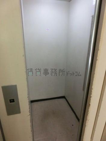 パーク虎ノ門ビルの設備