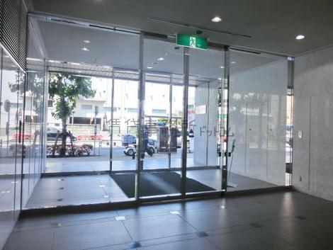 正面玄関