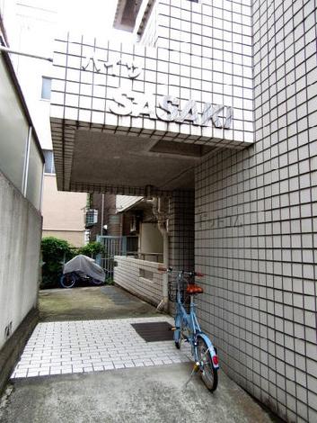正面玄関