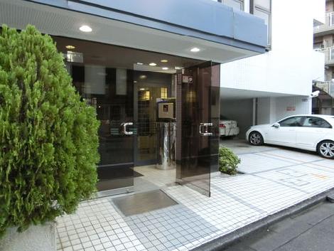 正面玄関
