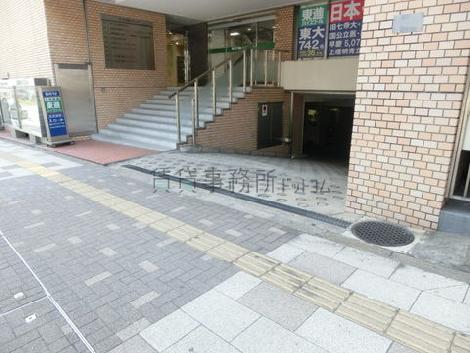 正面玄関