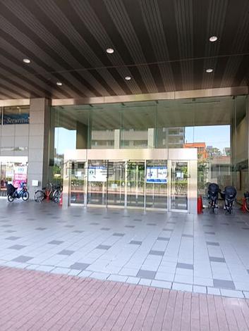 正面玄関
