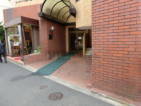 正面玄関