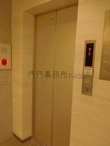 エレベーター