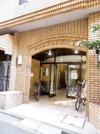 正面玄関