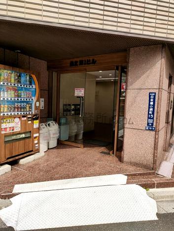 正面玄関