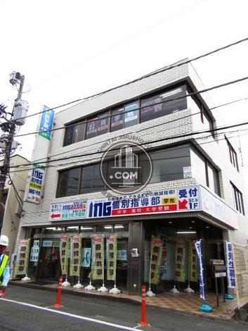 万世ビルの外観写真
