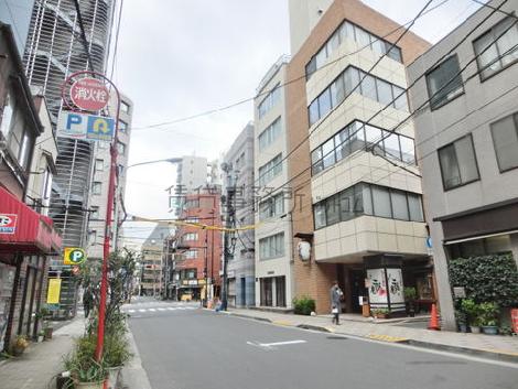 湯島駅へアクセスする通りです