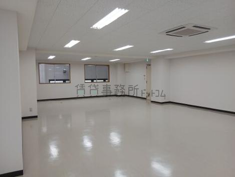 ユニオンビルの室内