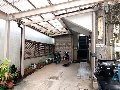 正面玄関