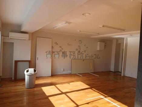 中銀八王子マンシオンの室内