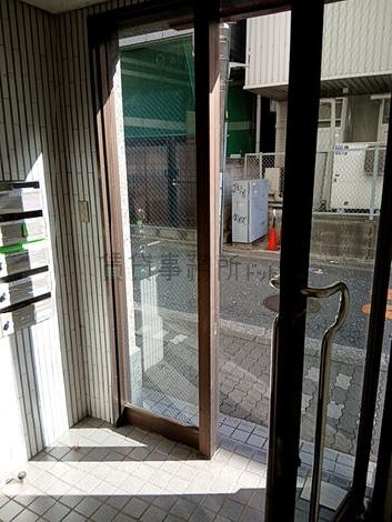 正面玄関
