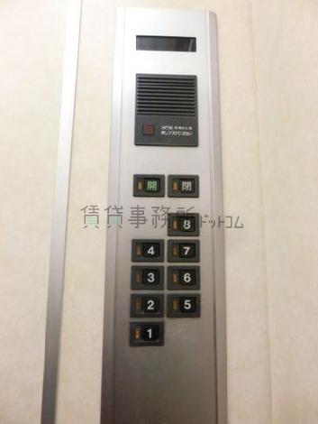 エレベーター