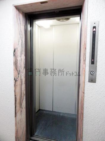 エレベーター
