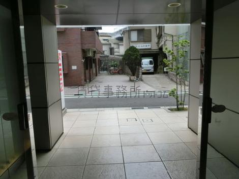 正面玄関