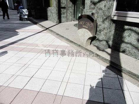 正面玄関