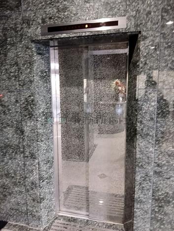 エレベーター