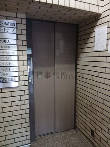 エレベーター